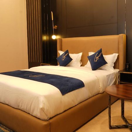 Aquila Grand Suites - Noida Sector 136 Exterior photo